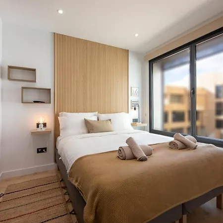 Apartment Damas 4b